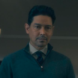 Anthony Ruvivar as Kevin Harris